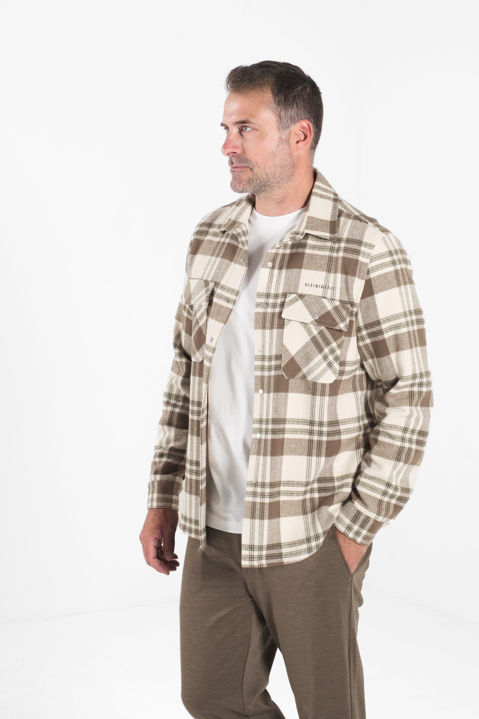 Color 981 - 0 - DSCF7351.jpg