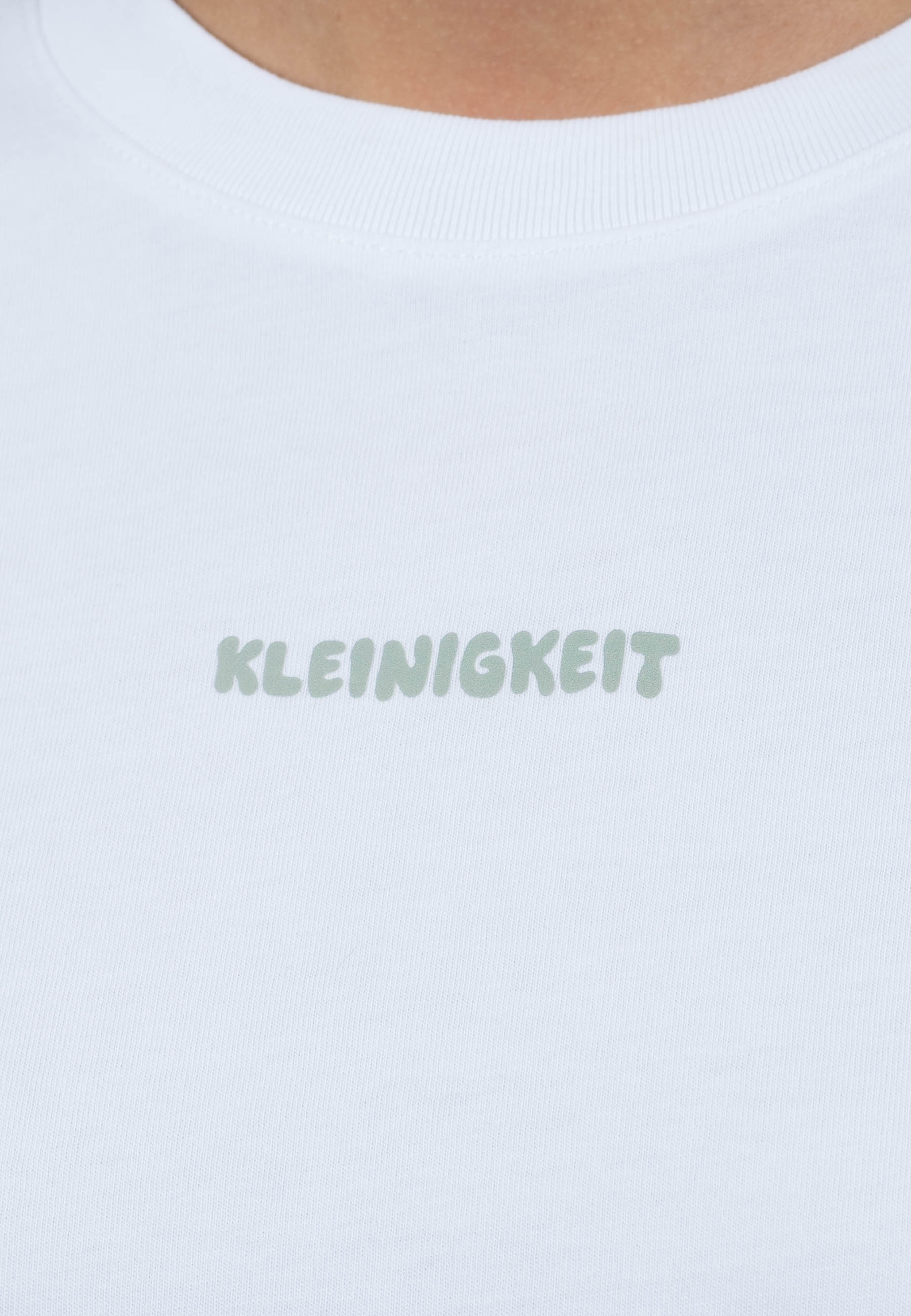 Color 010 - 0 - BIG-CHEERS-SHIRT-GIRLS-white-06.jpg