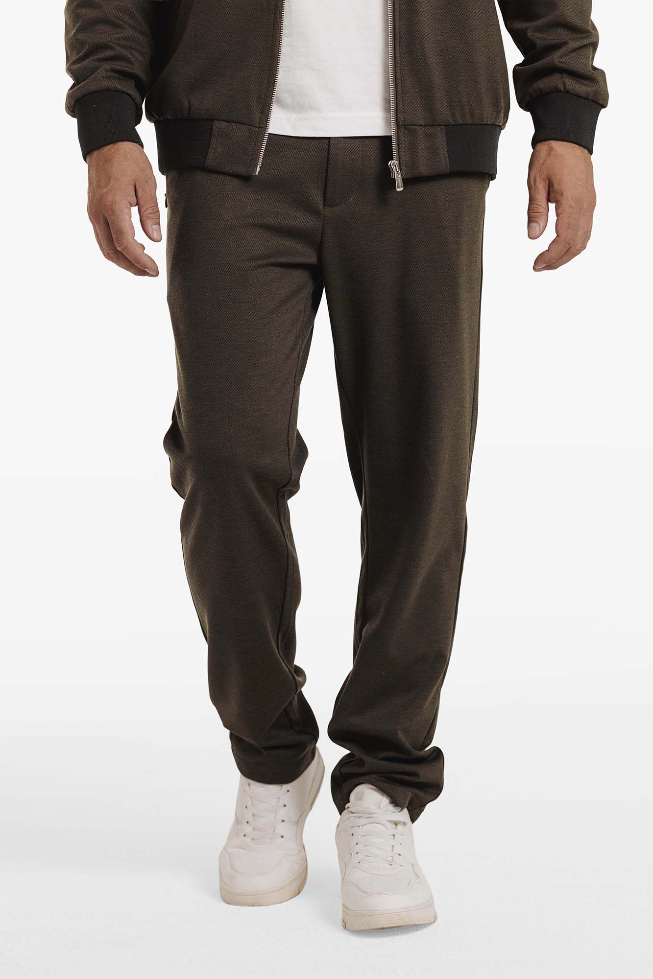 Color 042 - 0 - DJG_0583.jpg