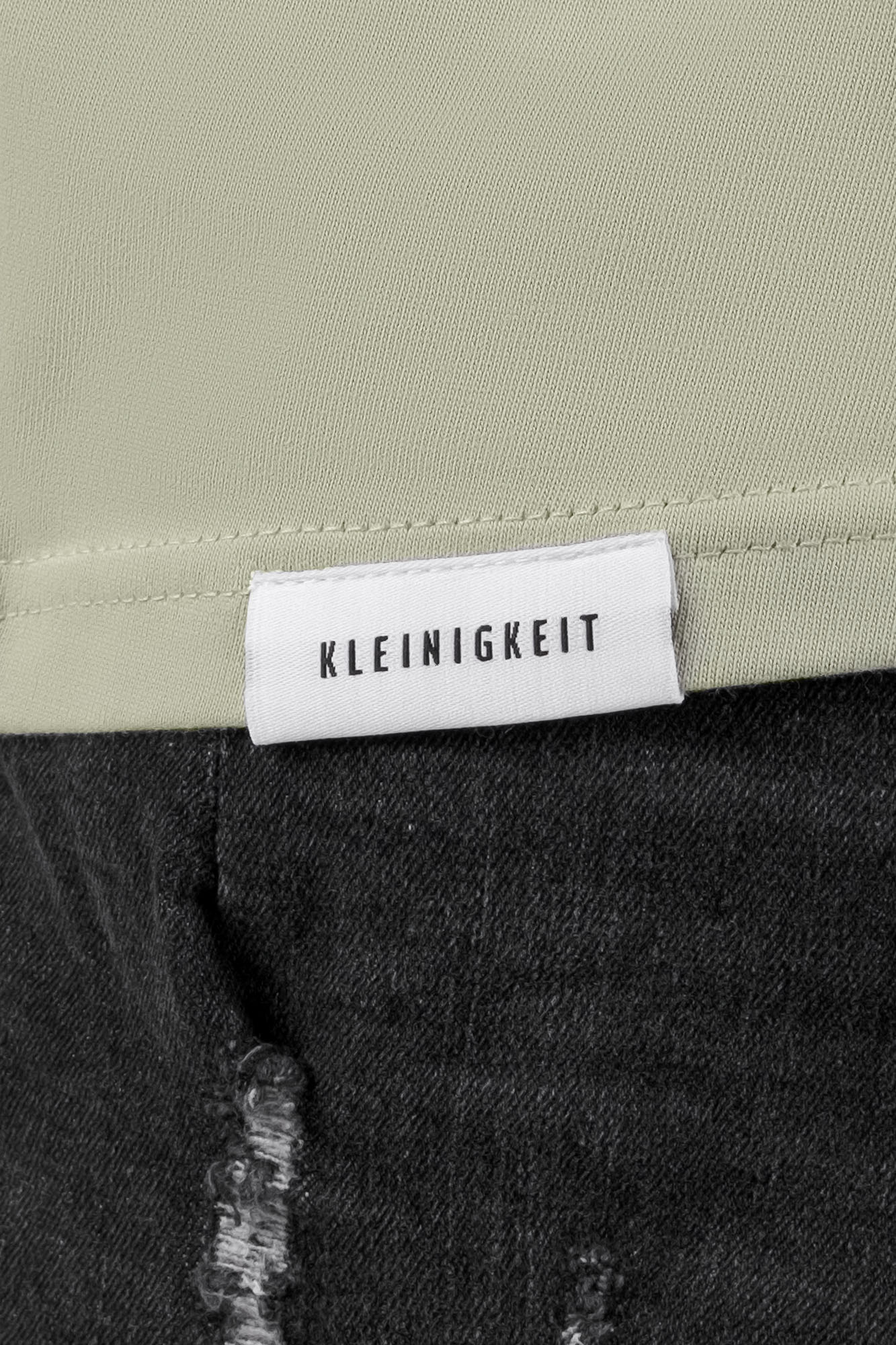 Color 171 - 0 - BTS-124-2412_171_3.jpg