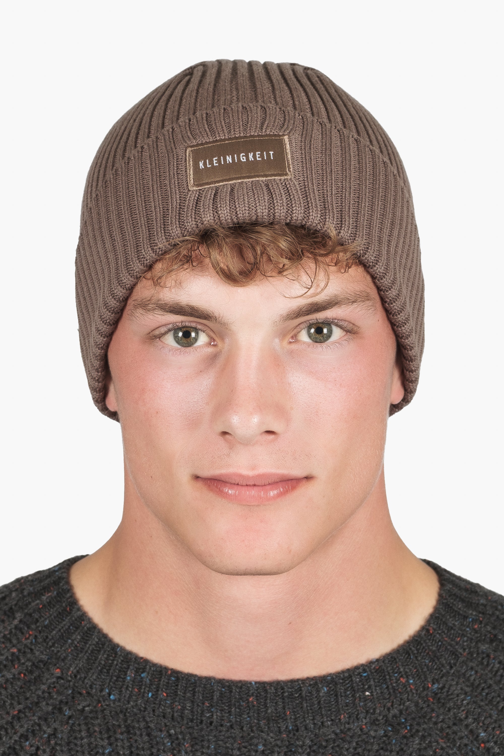 Color 201 - 0 - Körtütze - brown.png