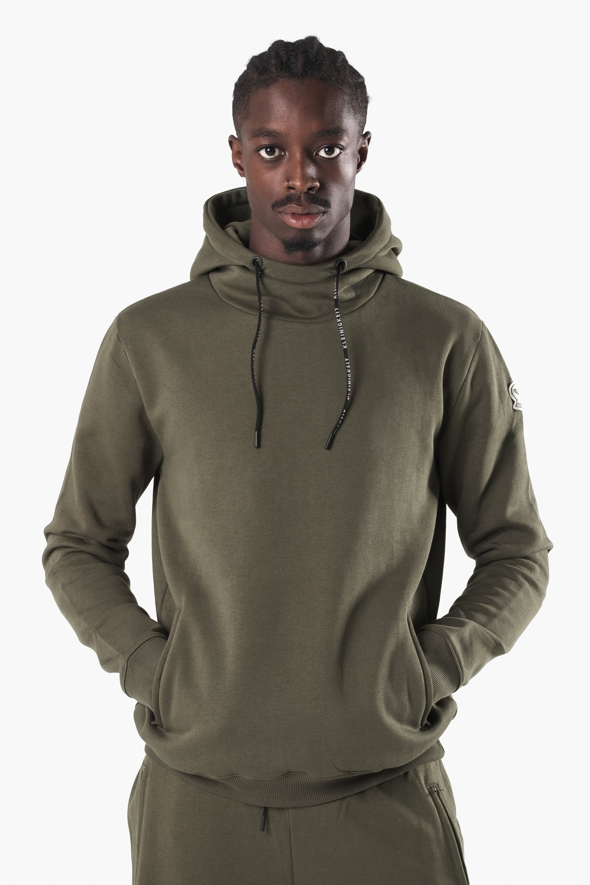 Color 042 - 0 - COVER_DSCF7904-Bearbeitet.jpg