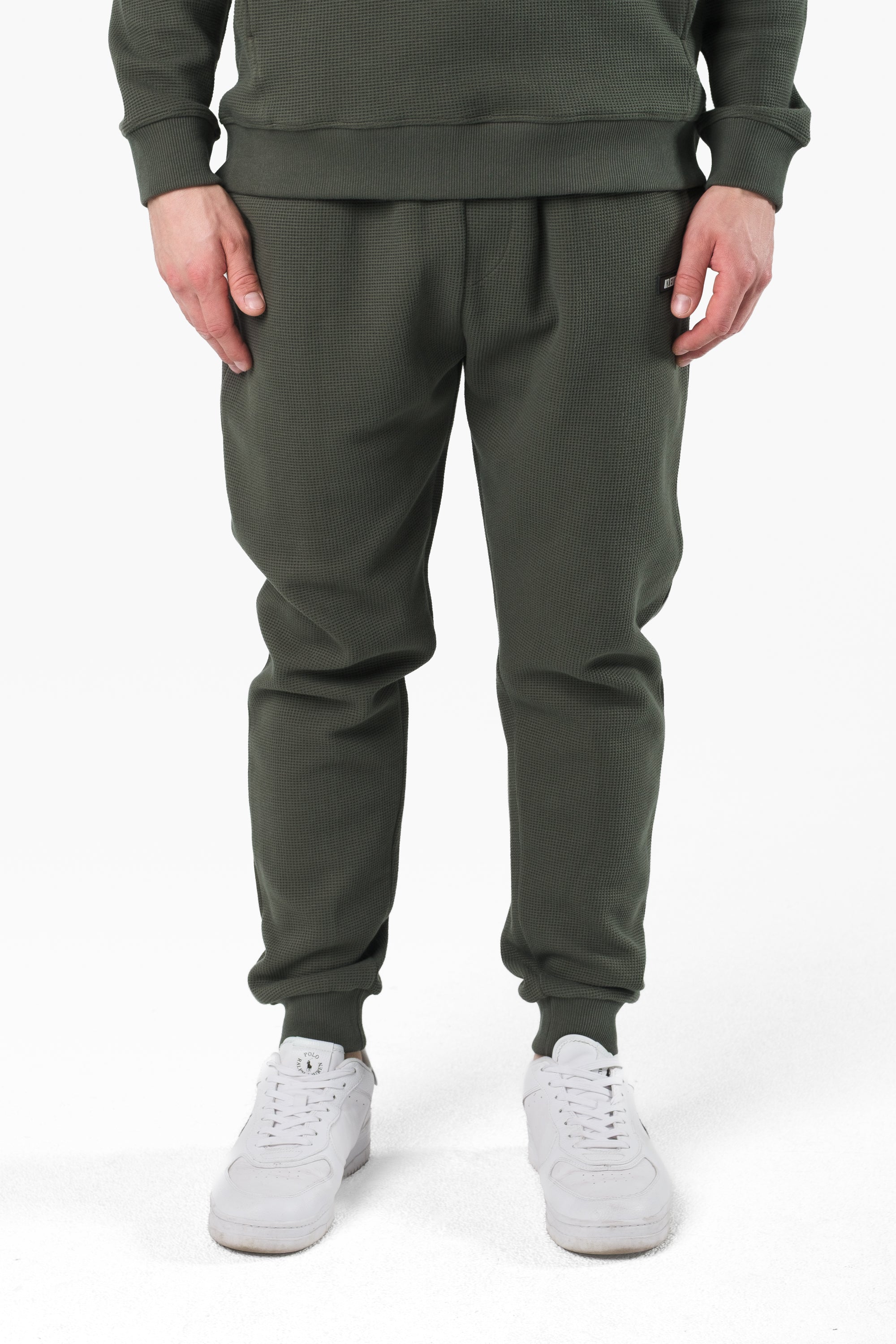 Color 042 - 0 - COVER_DSCF9369-Bearbeitet.jpg