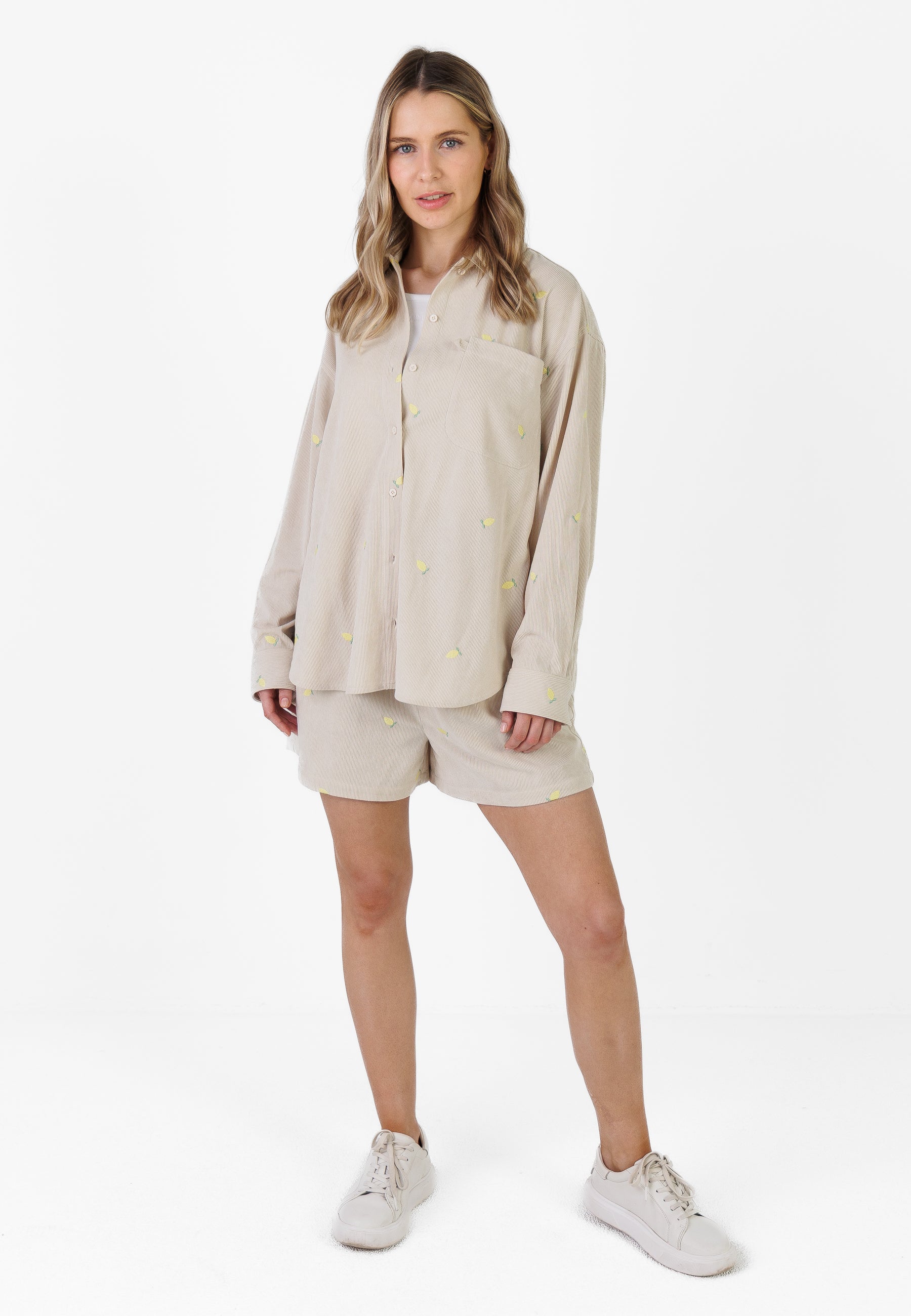 Color 302 - 0 - CU5A1561.jpg