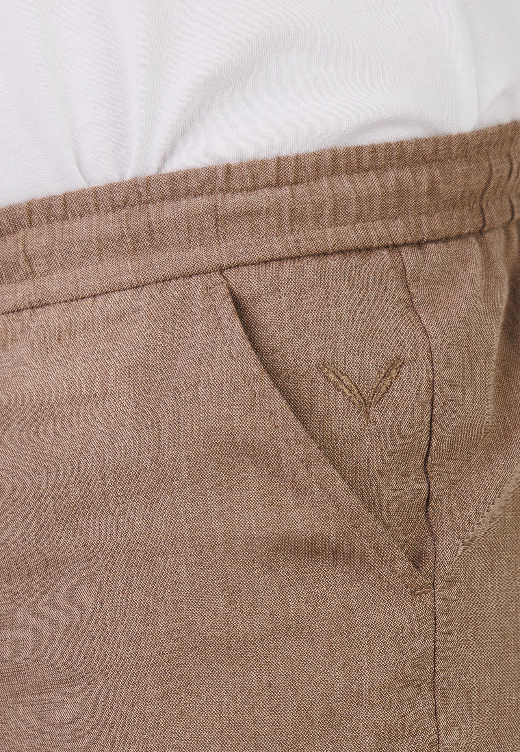 Color 303 - 0 - CU5A1770.jpg