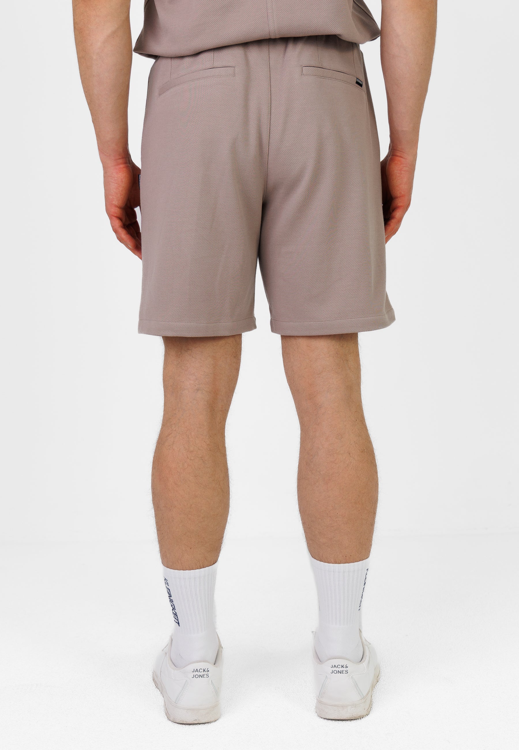 Color 303 - 0 - CU5A1802.jpg