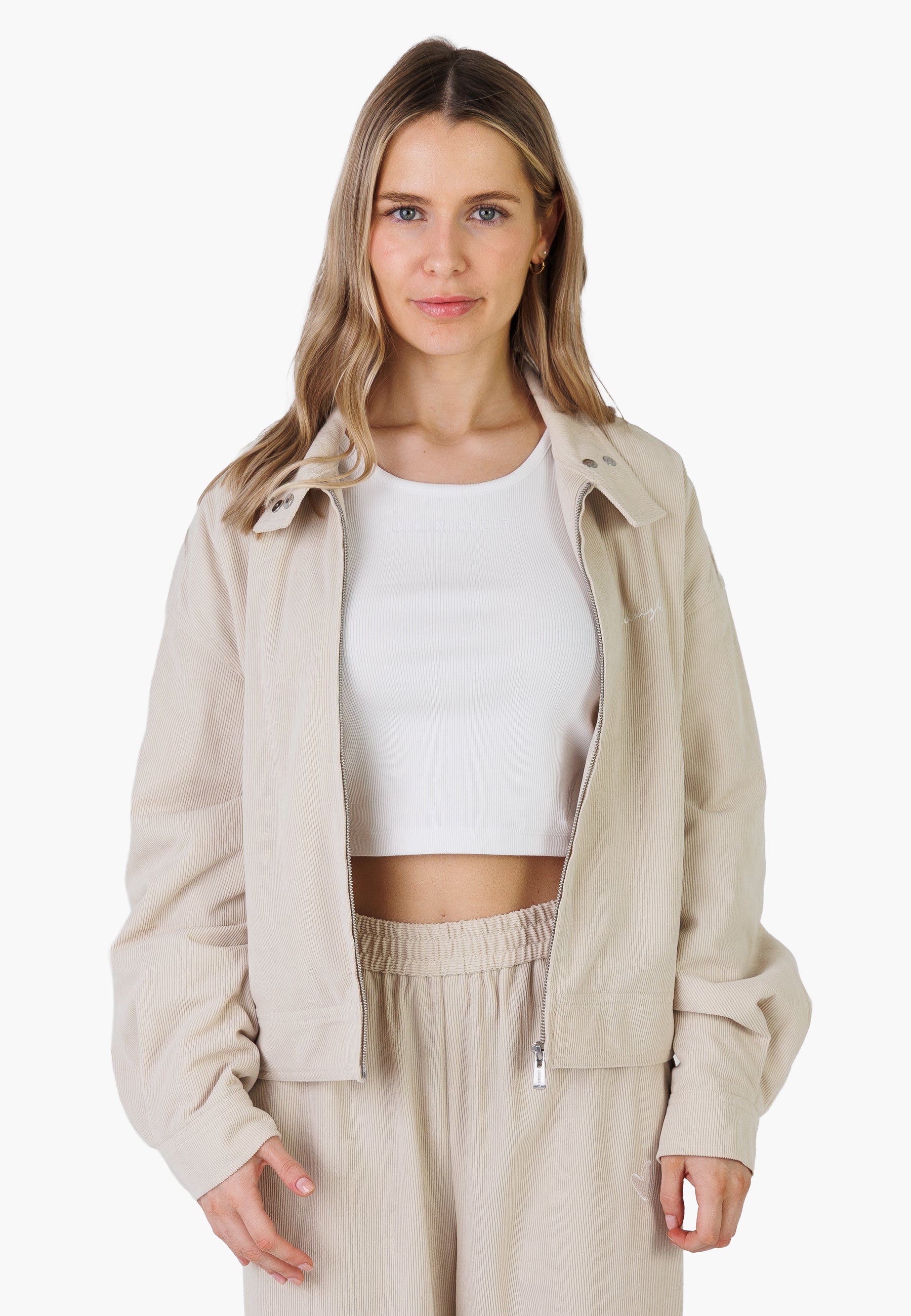 Color 302 - 0 - CU5A1840-Bearbeitet.jpg