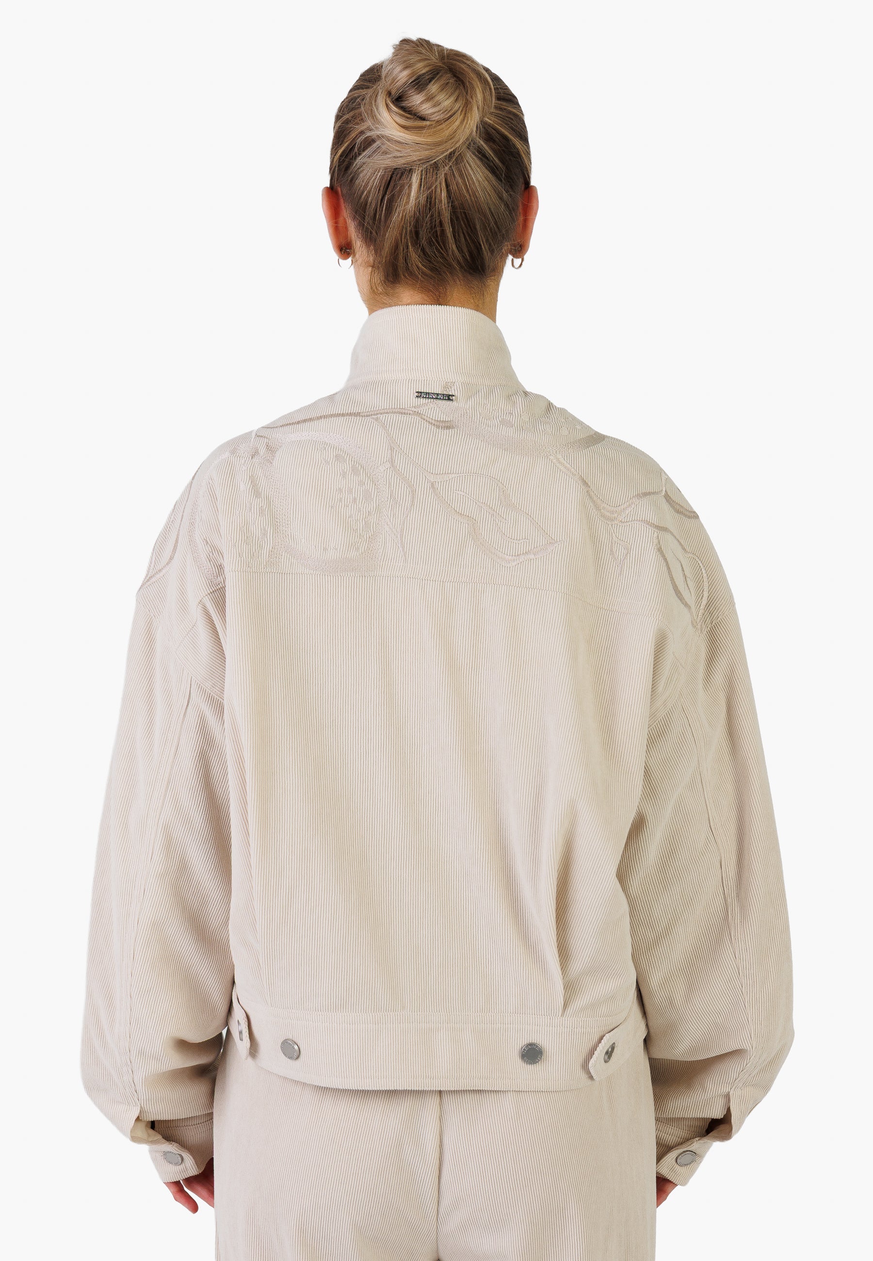 Color 302 - 0 - CU5A1846-Bearbeitet.jpg