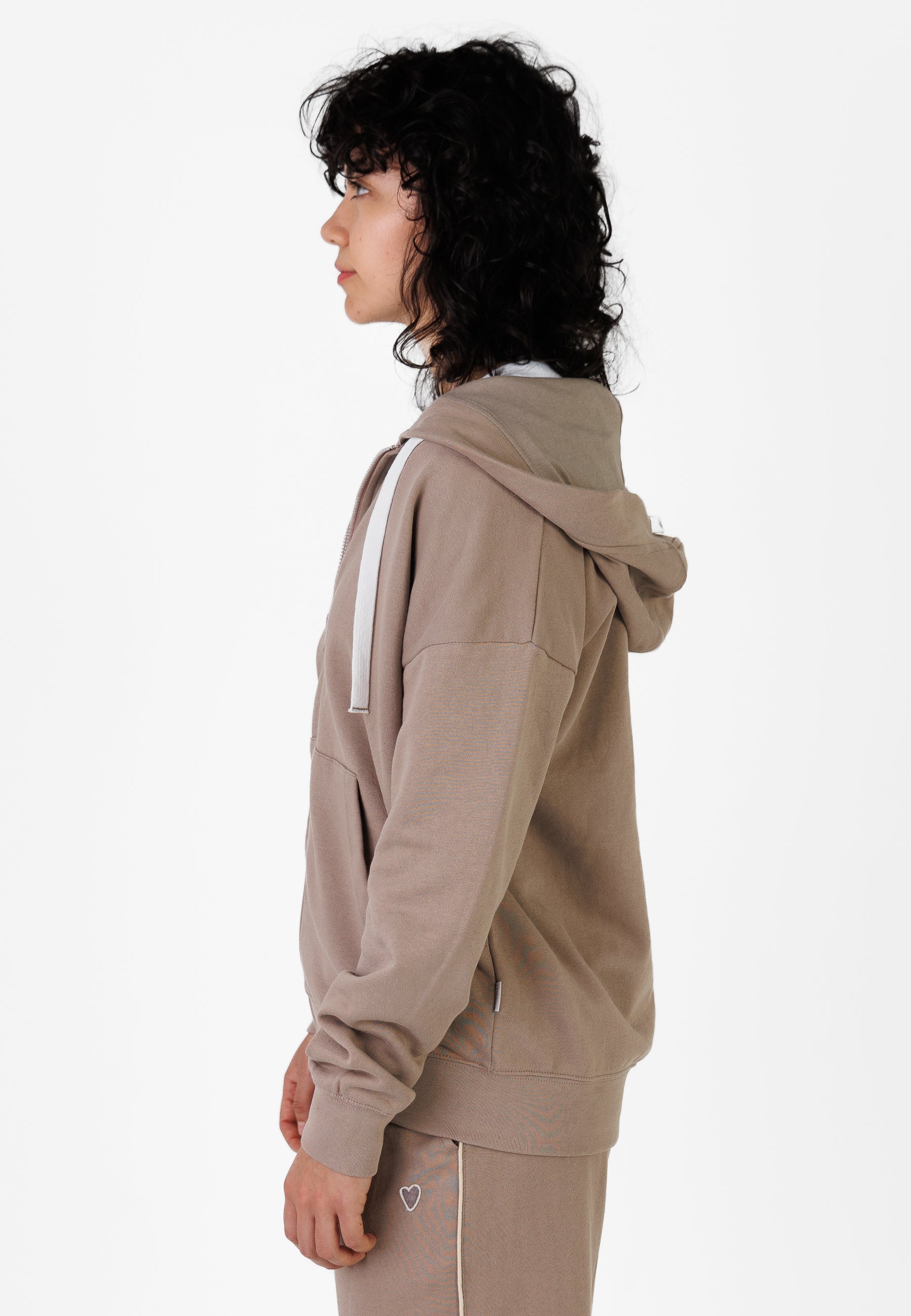 Color 303 - 0 - CU5A2037.jpg