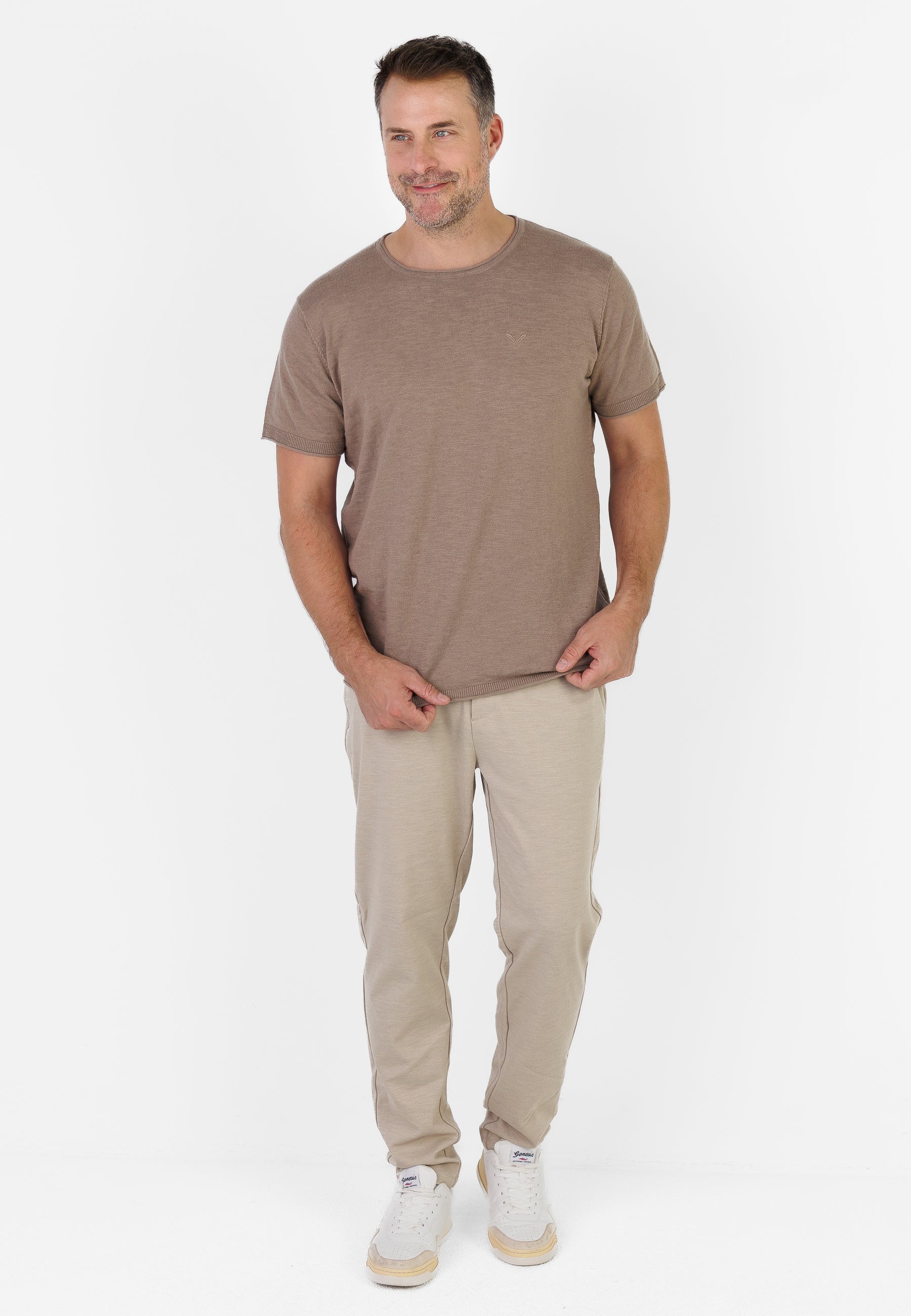 Color 303 - 0 - CU5A2364.jpg