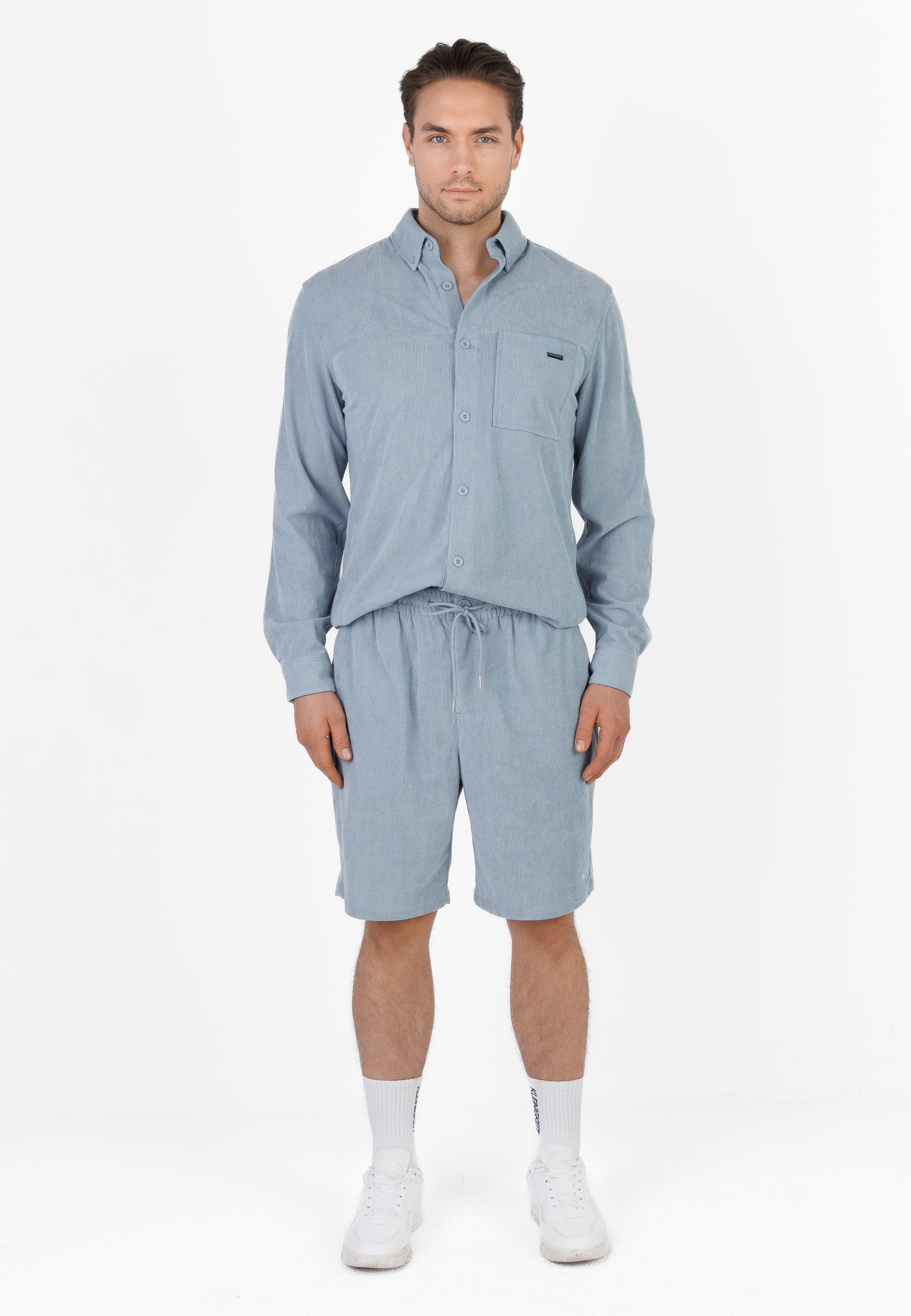 Color 325 - 0 - CU5A2983.jpg