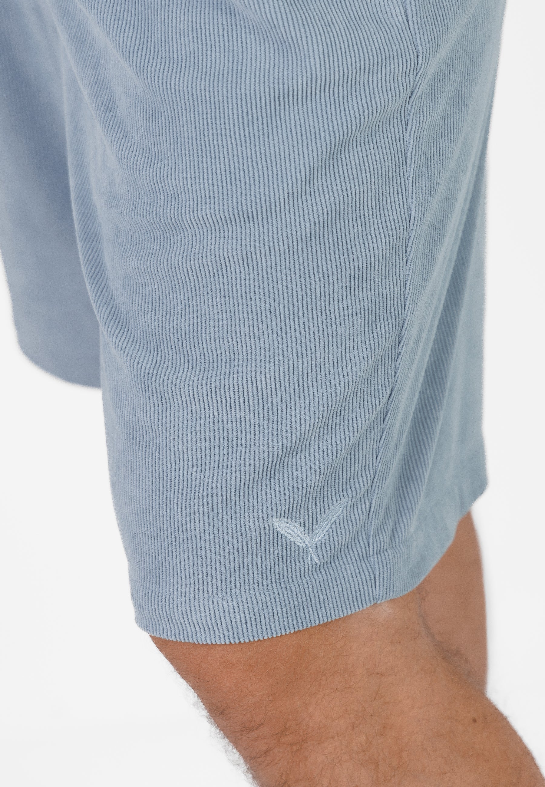 Color 325 - 0 - CU5A2989.jpg