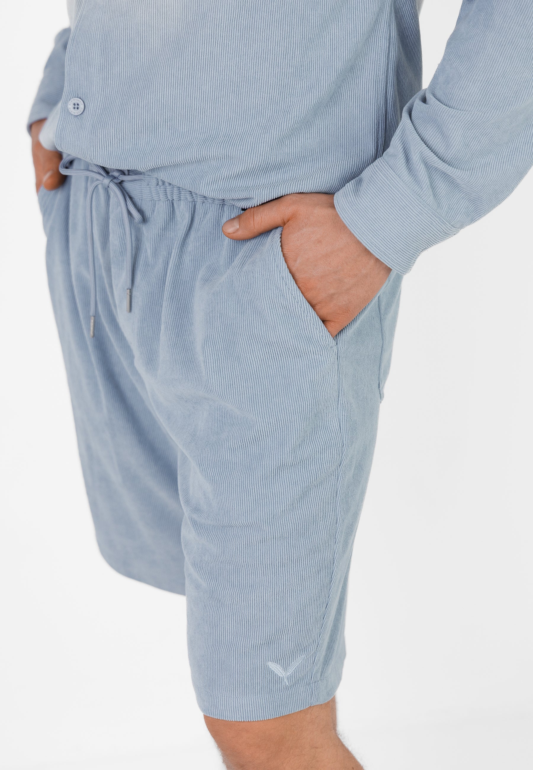 Color 325 - 0 - CU5A2990.jpg