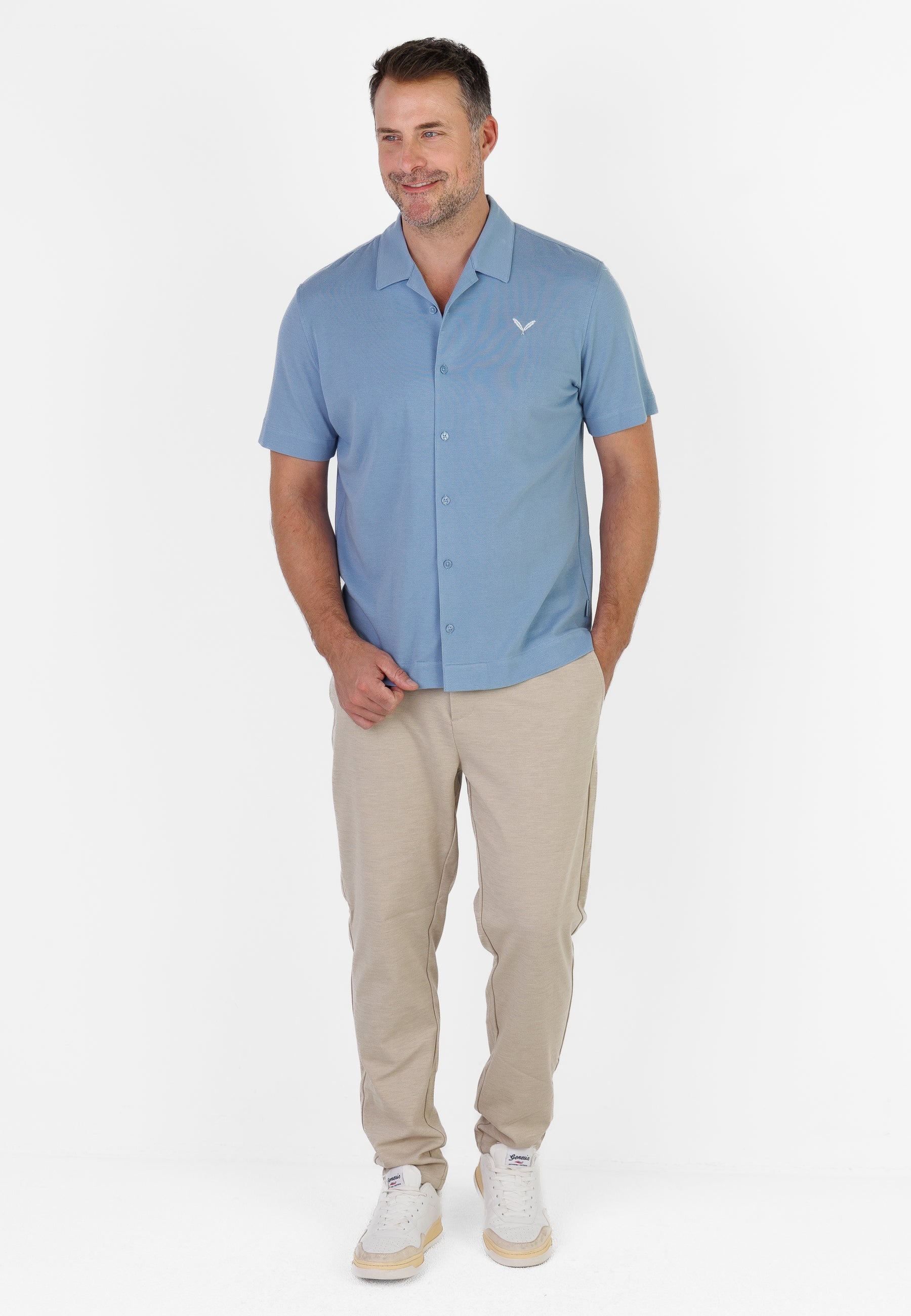 Color 325 - 0 - CU5A3007.jpg