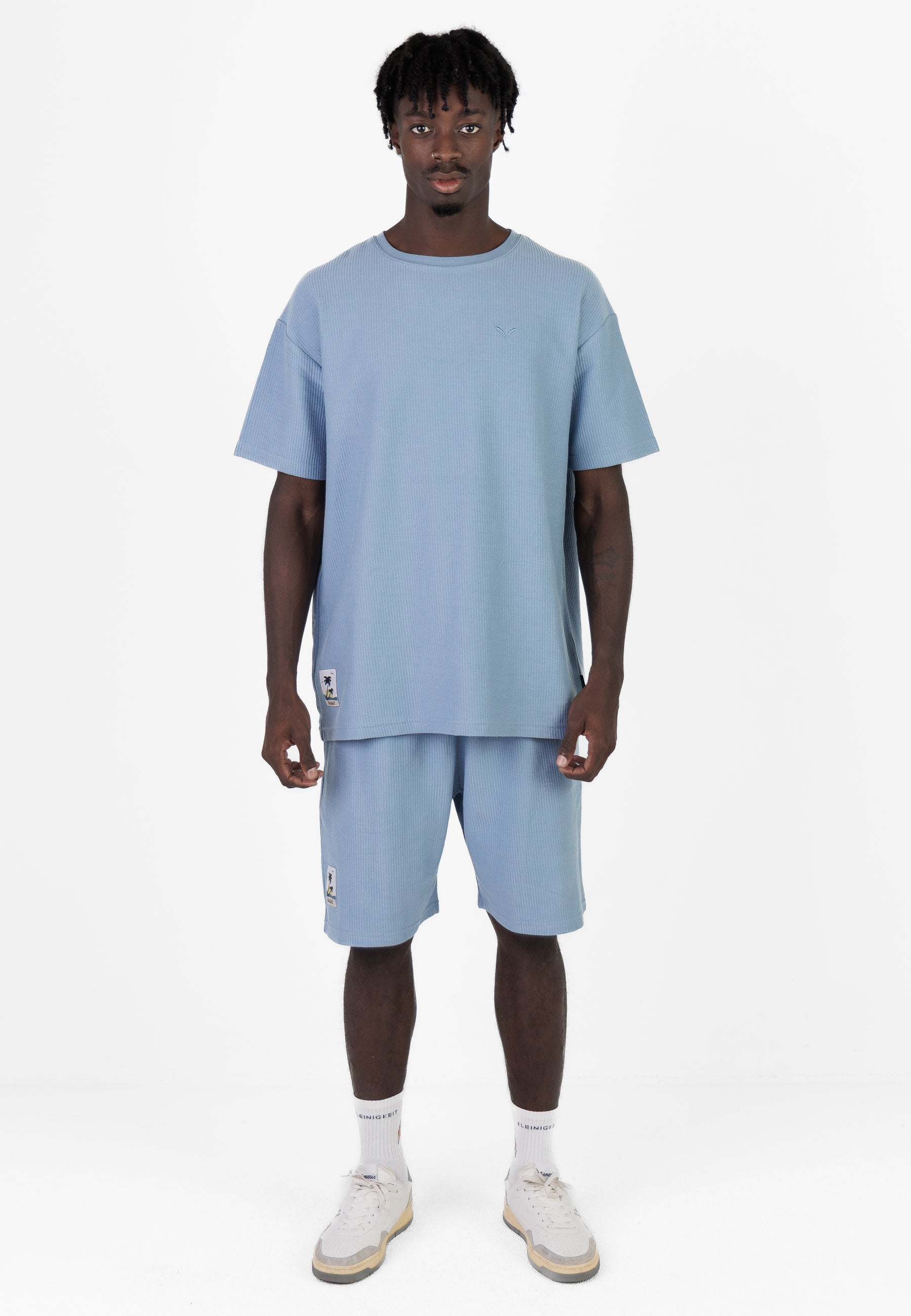 Color 325 - 0 - CU5A3022.jpg