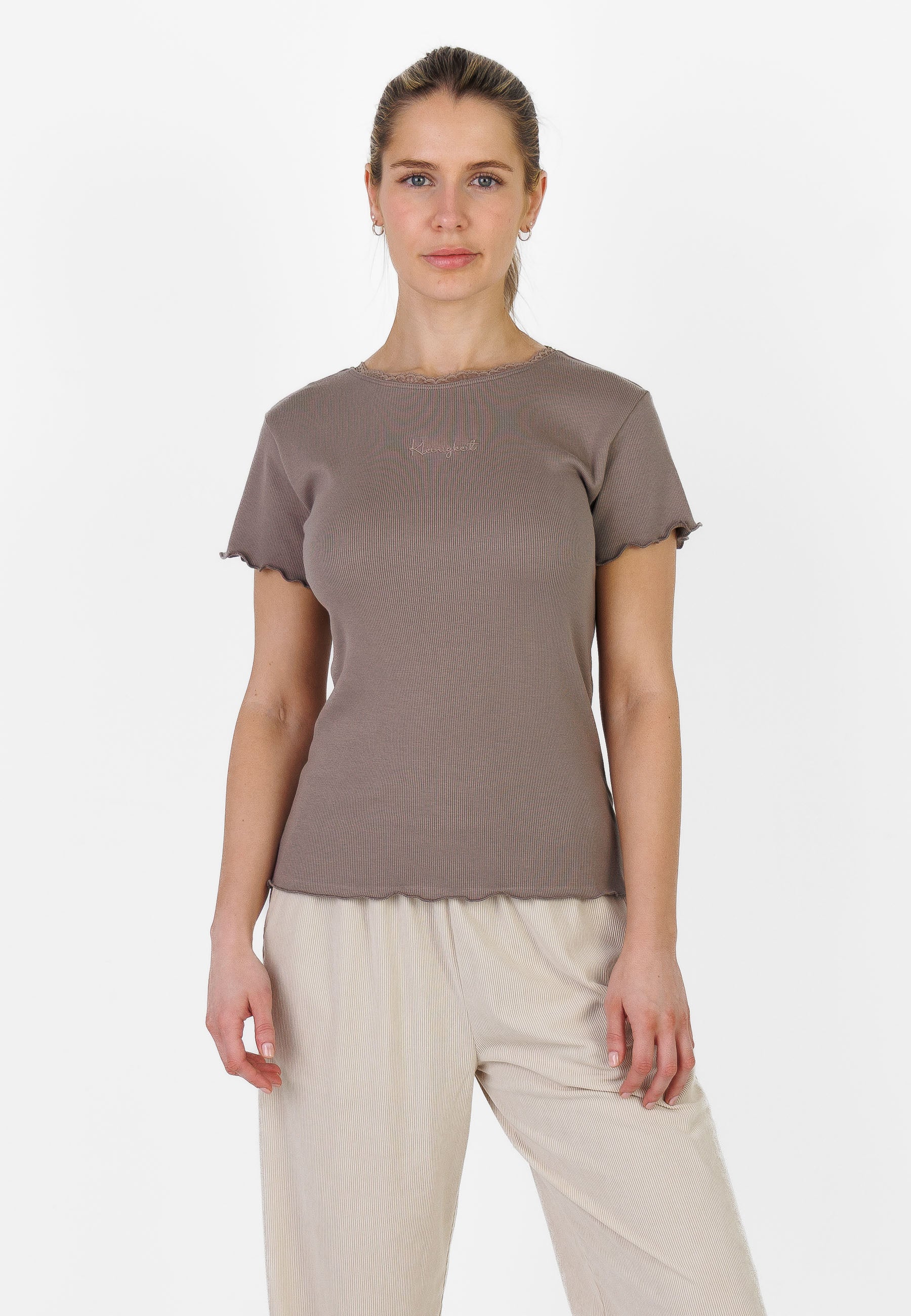 Color 303 - 0 - CU5A3463.jpg