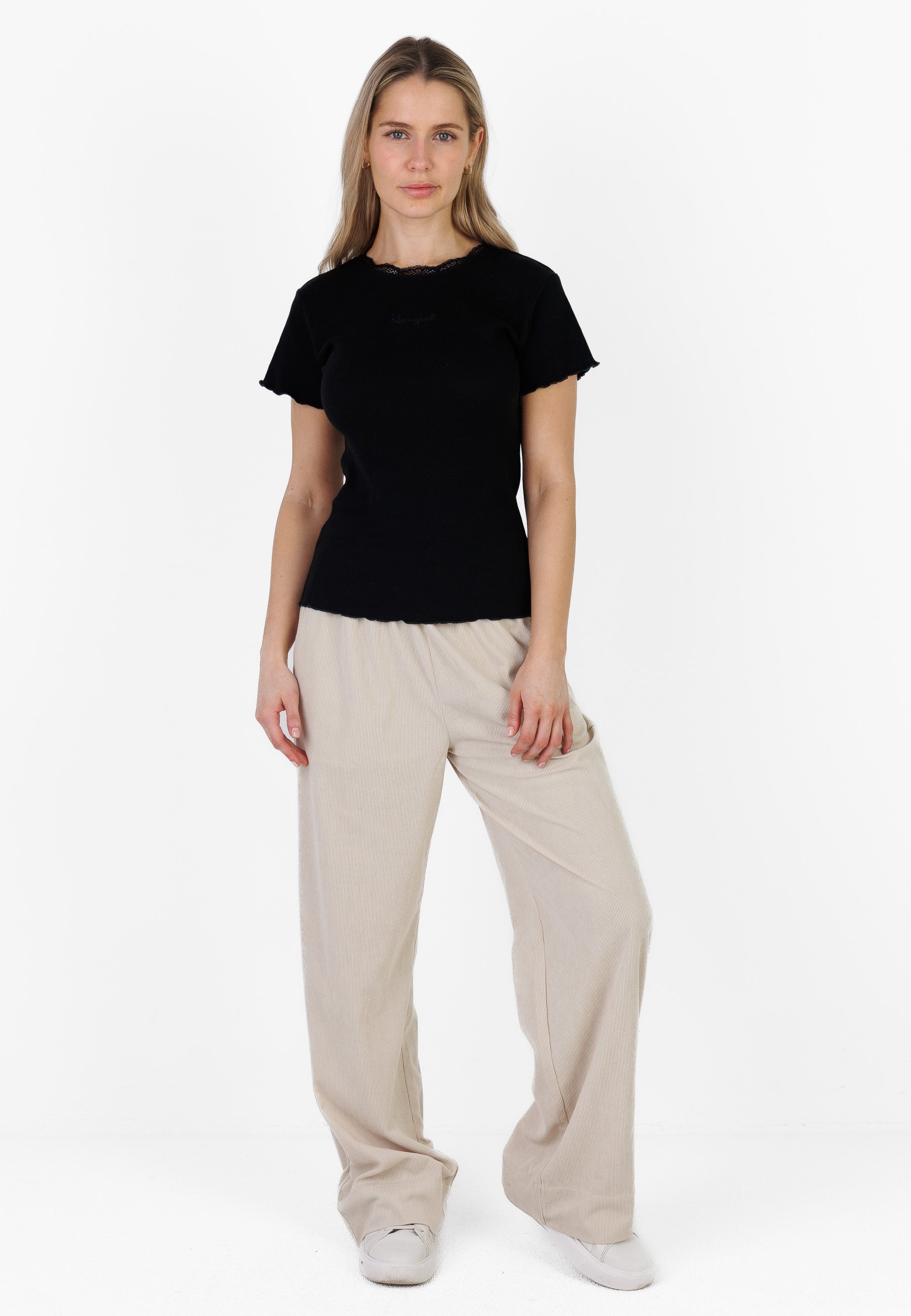 Color 020 - 0 - CU5A3647.jpg