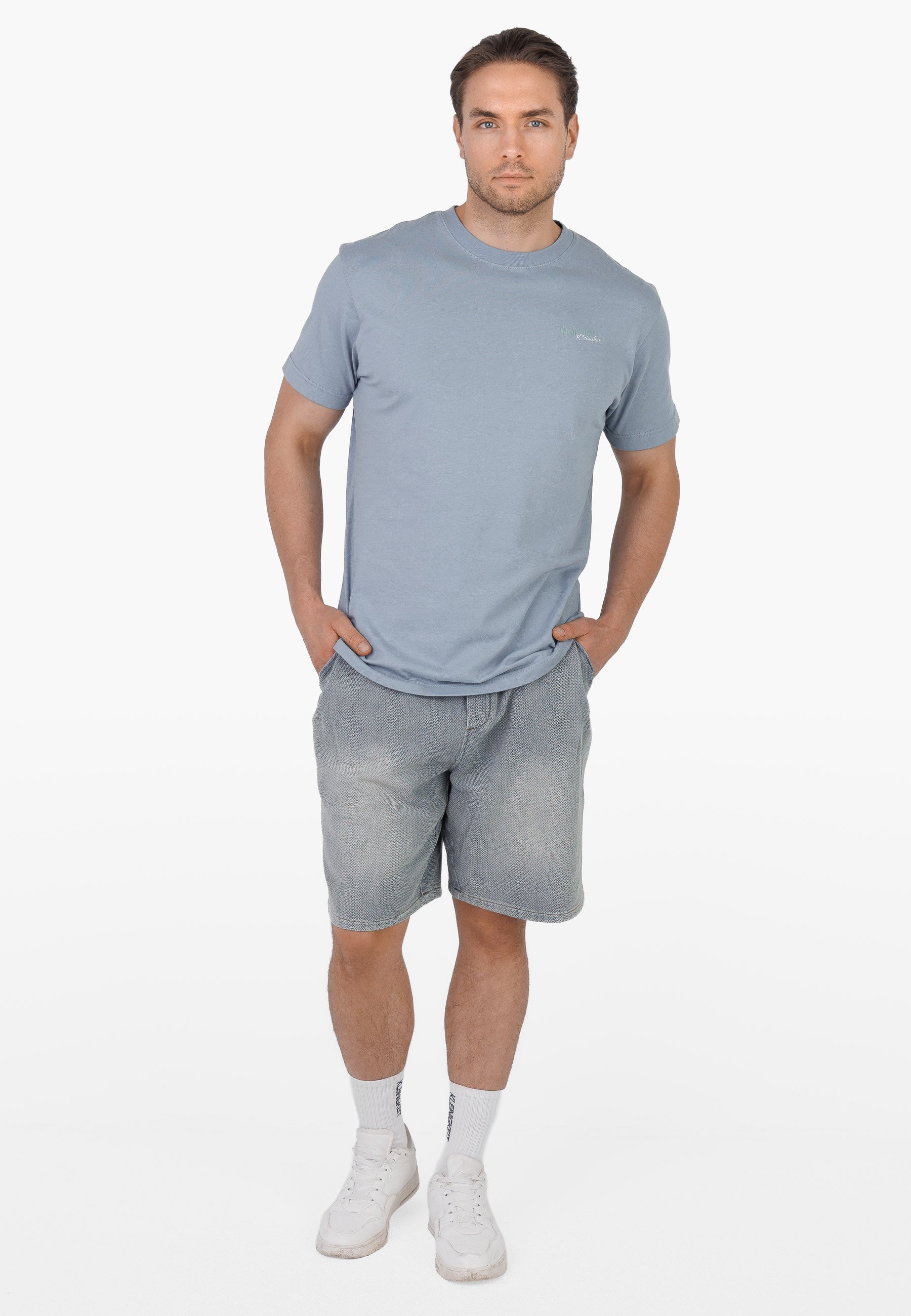 Color 325 - 0 - CU5A4545-Bearbeitet.jpg