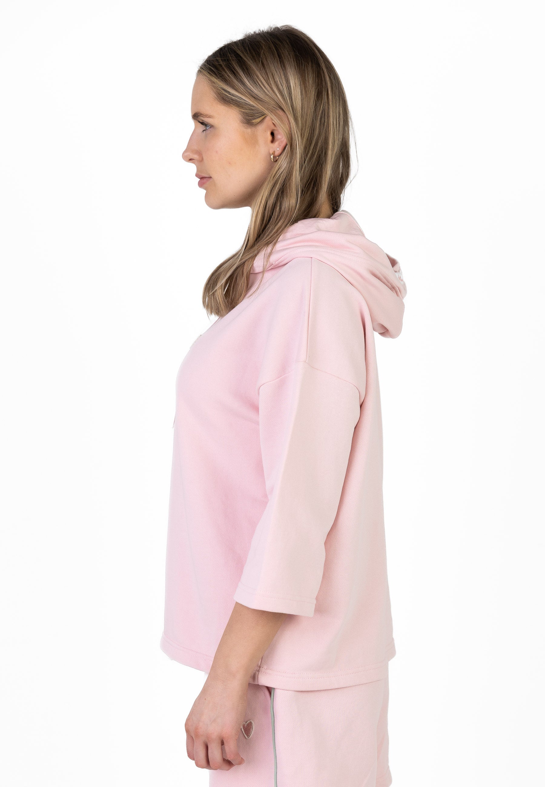 Color 305 - 0 - CU5A4690.jpg