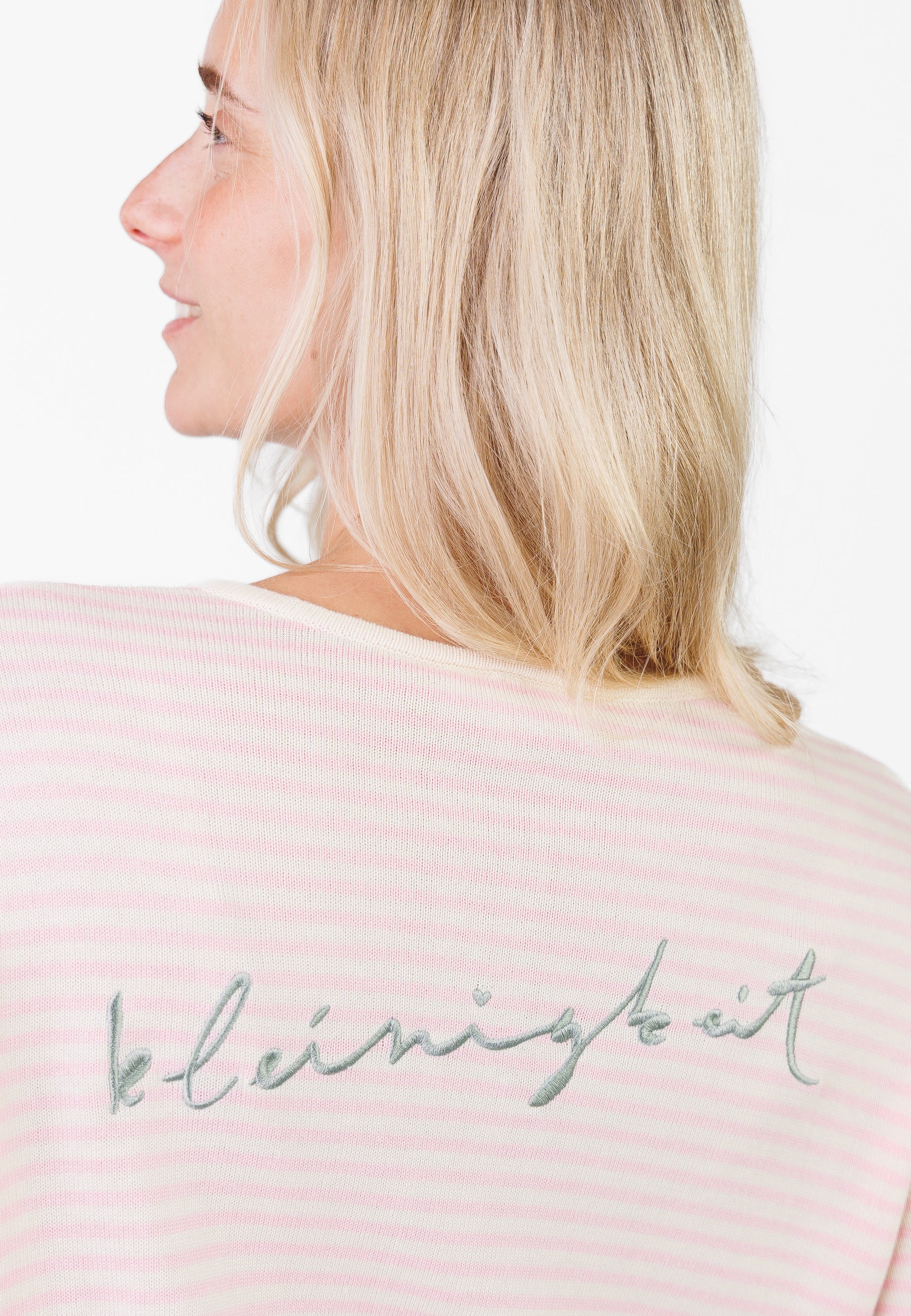 Color 305 - 0 - CU5A4731.jpg