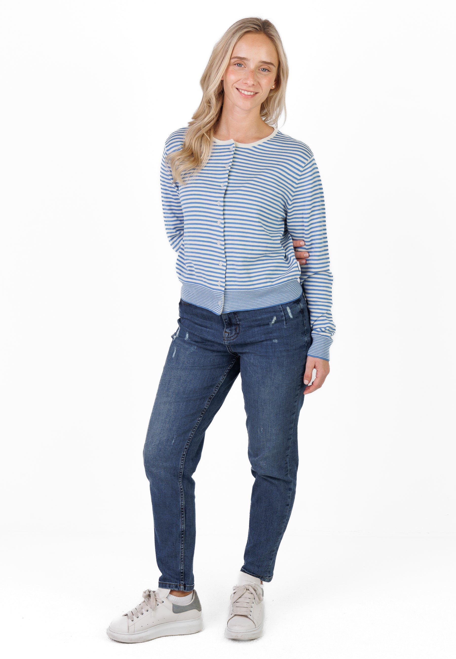 Color 323 - 0 - CU5A4750.jpg