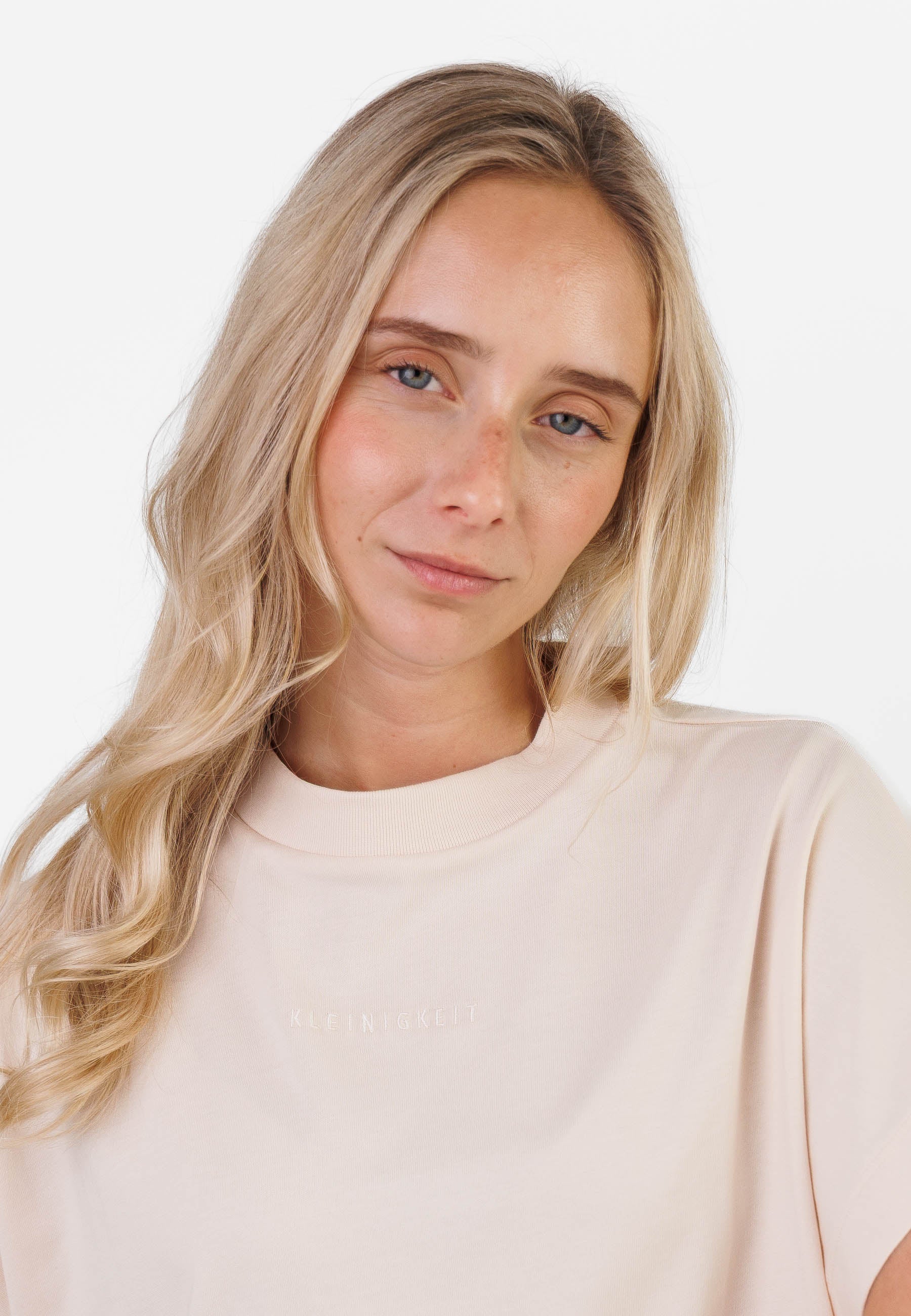 Color 302 - 0 - CU5A5226.jpg