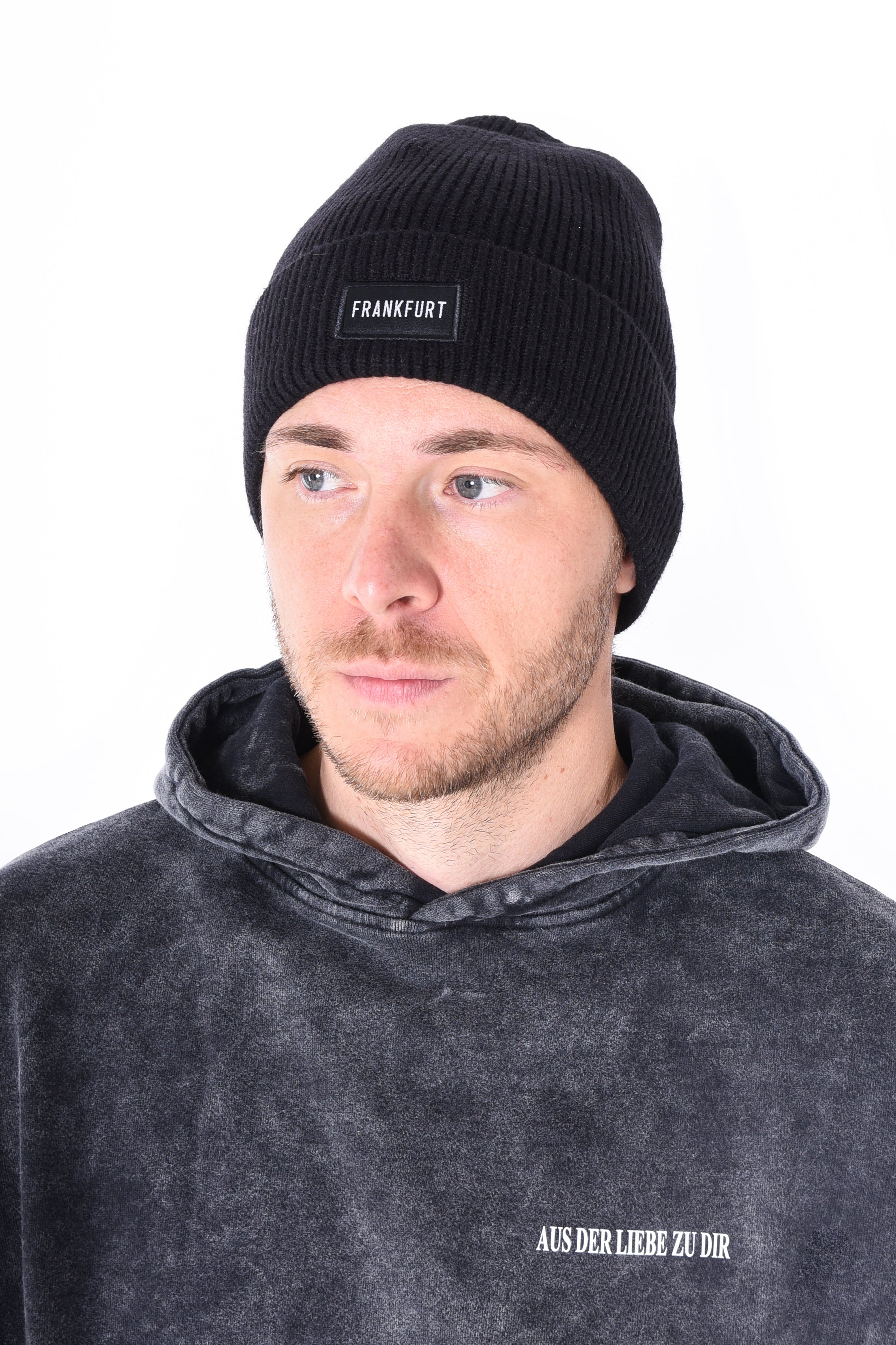 Color 020 - 0 - Beanie-Black.jpg