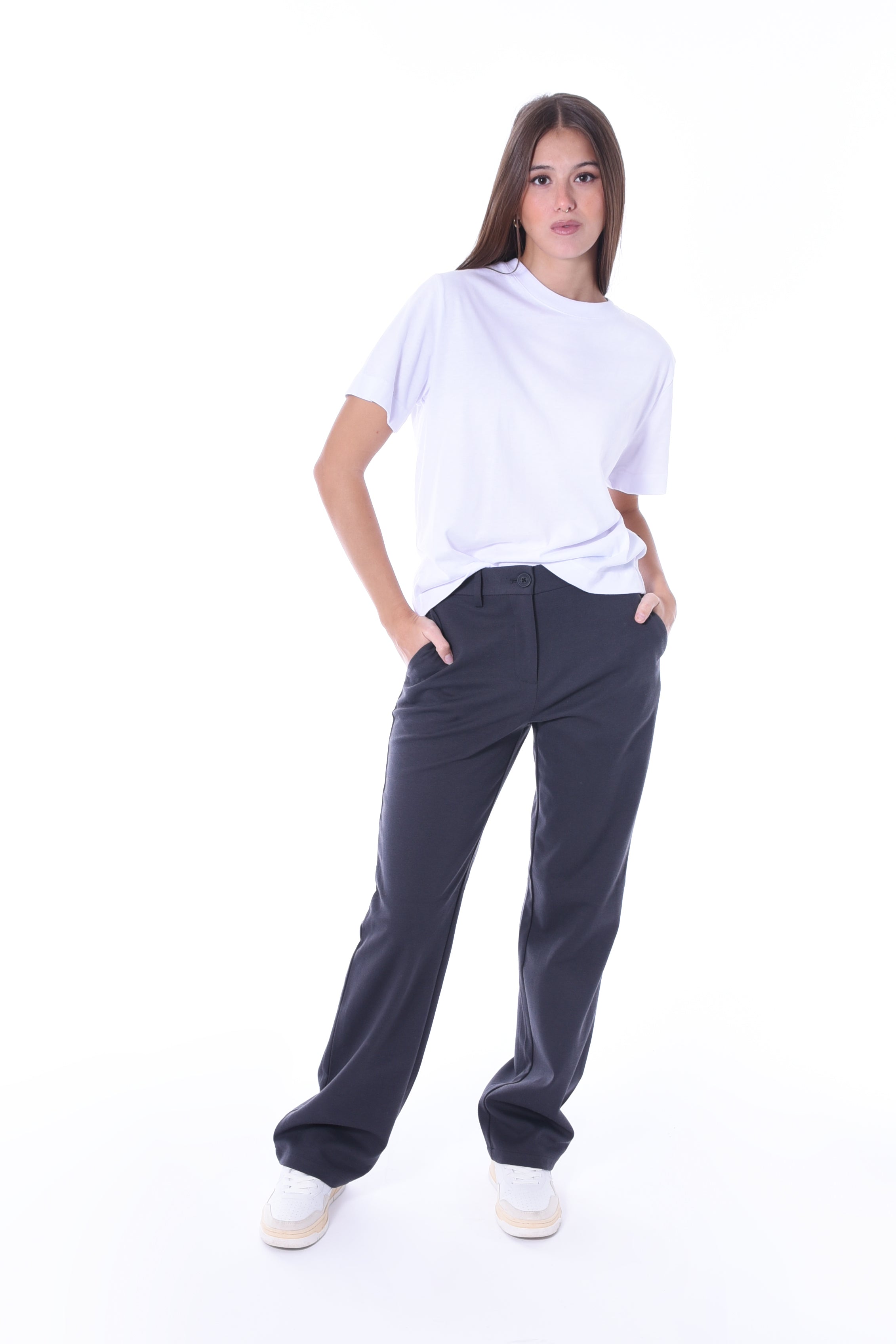 Color 517 - 0 - DJG_9220.JPG