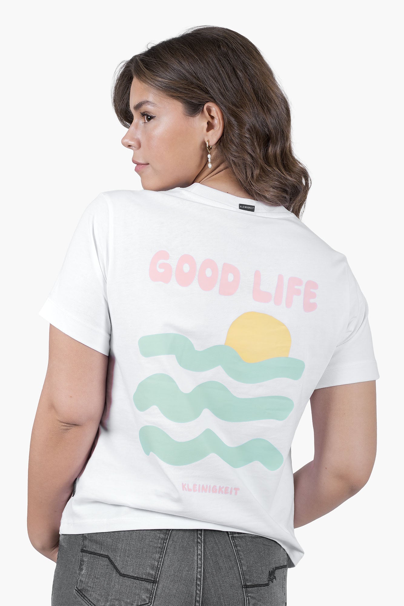 Color 010 - 0 - goodlifebeach.jpg