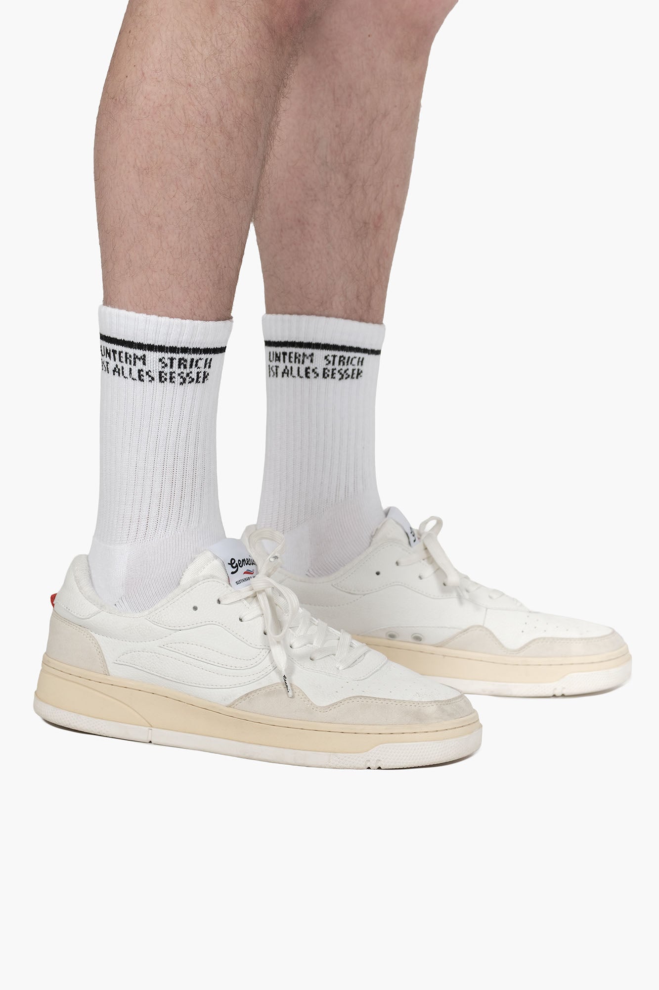 Color 010 - 0 - unterm-söcksi.jpg