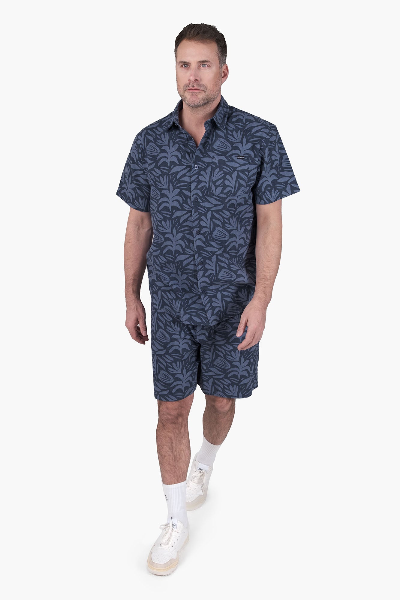 Color 946 - 0 - DSCF3552-Bearbeitet.jpg