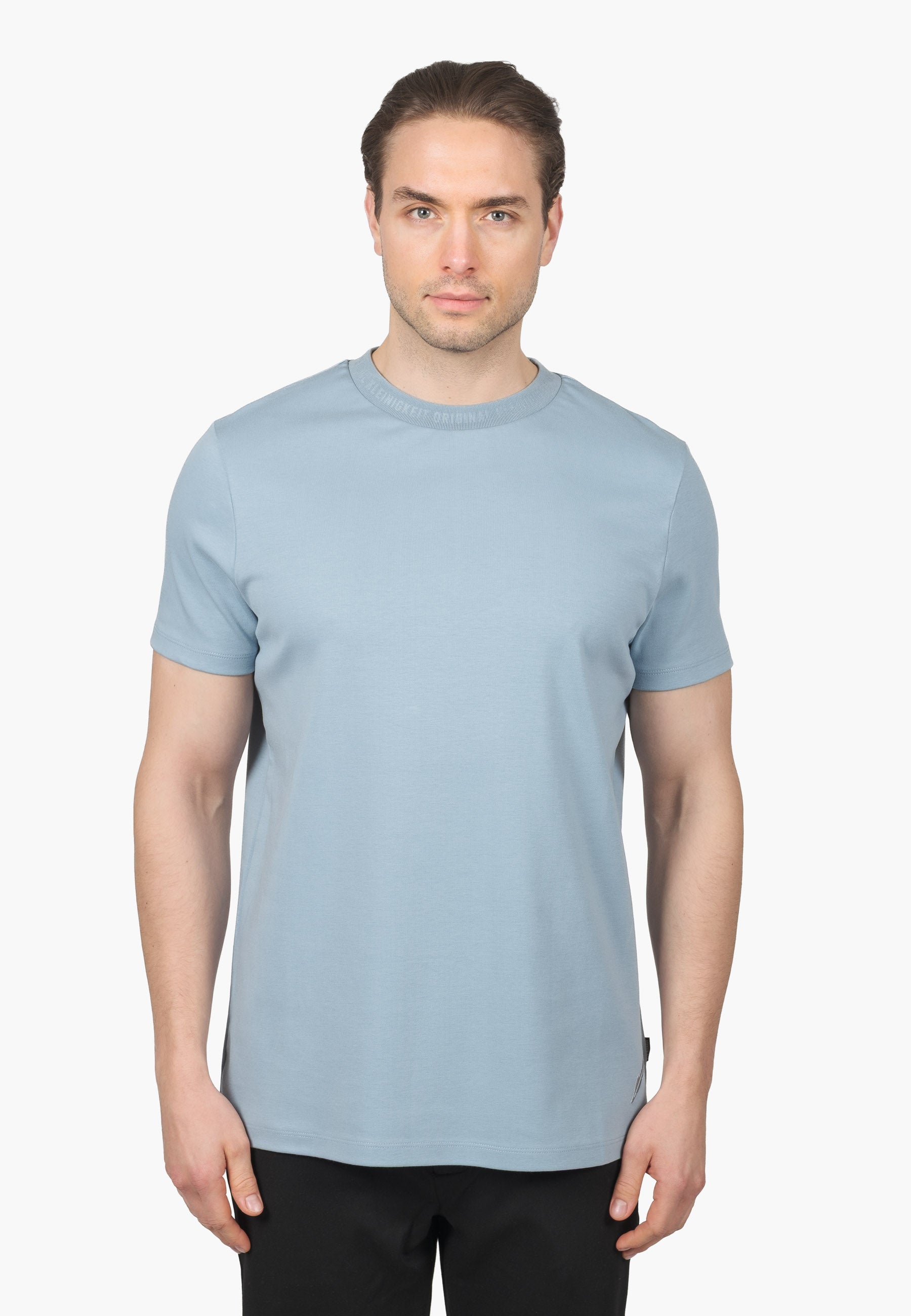 Color 325 - 0 - DSCF6216-Bearbeitet.jpg