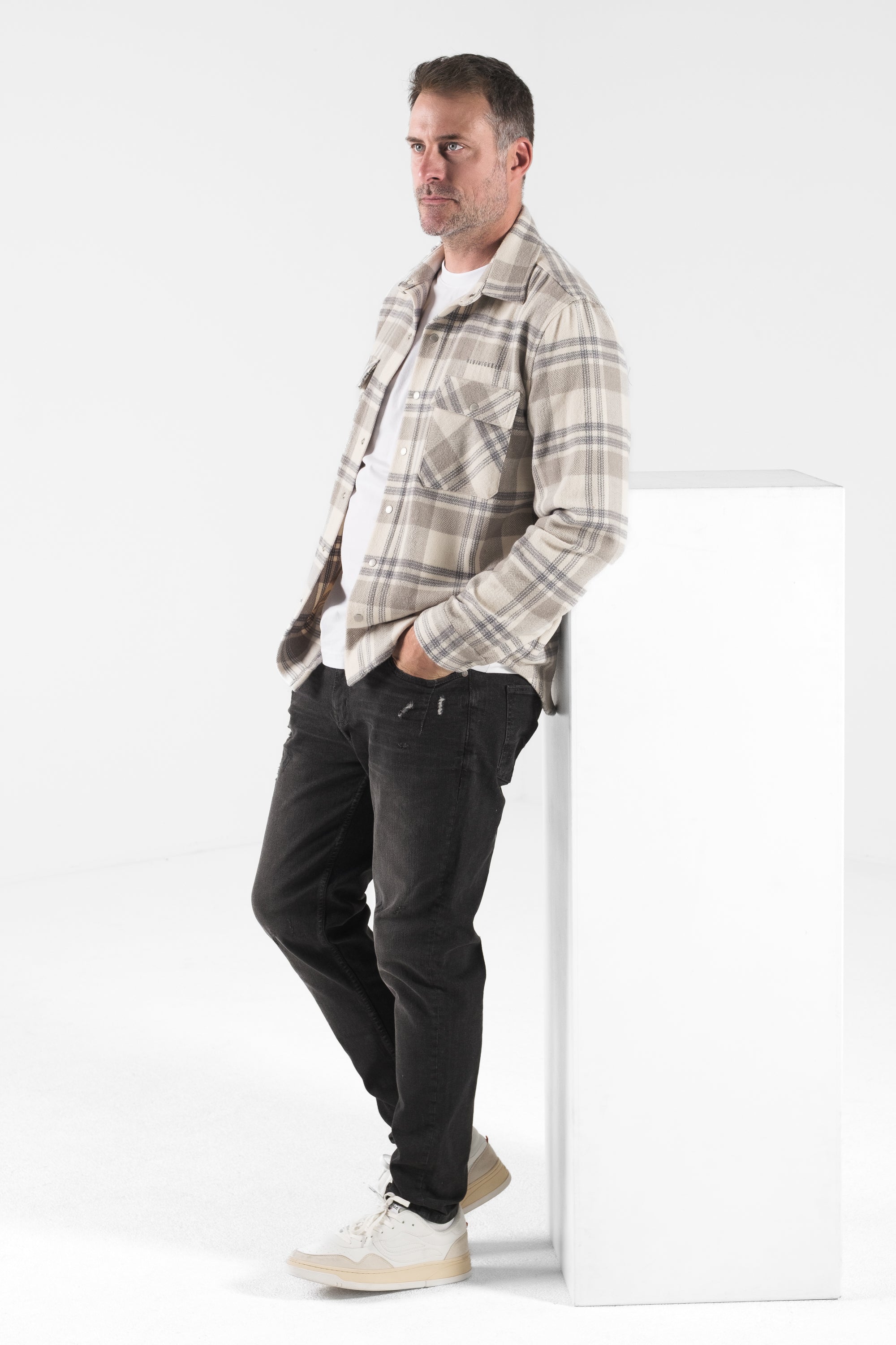 Color 983 - 0 - DSCF7234.jpg