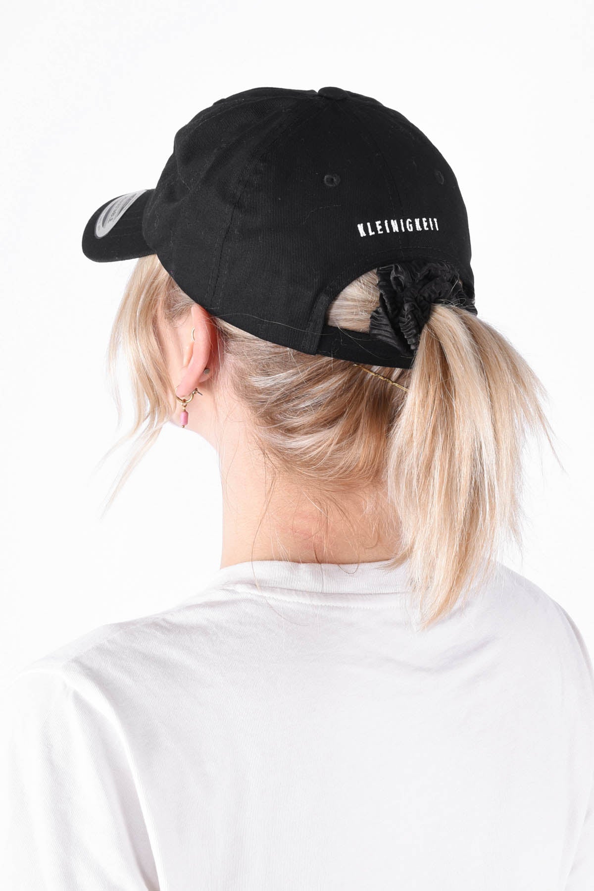 Color 020 - 0 - K-CAP-11_020-2.jpg